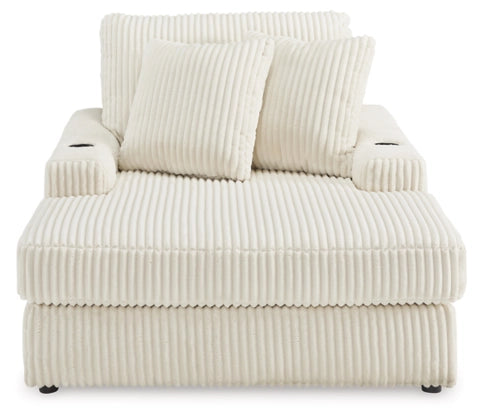 Lindyn Chaise in Ivory