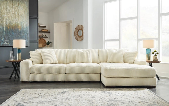 Lindyn 3-Piece Sectional with Chaise in Ivory