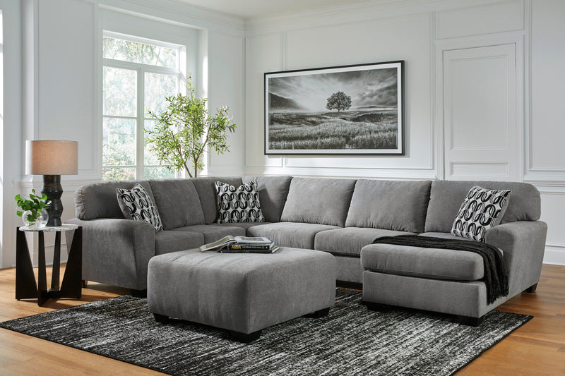 Birkdale Court 3-Piece Sectional with Chaise