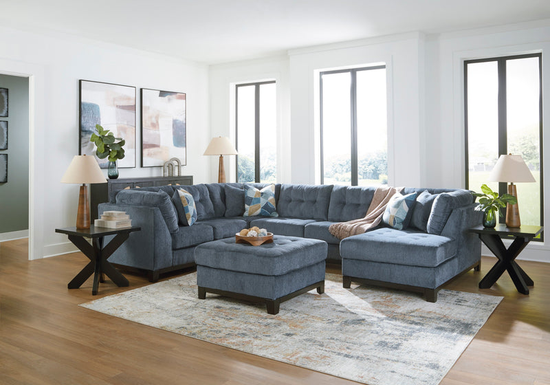 Maxon Place 3-Piece Sectional with Chaise in Navy