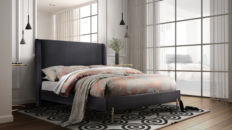 Queen Estelle Platform Bed