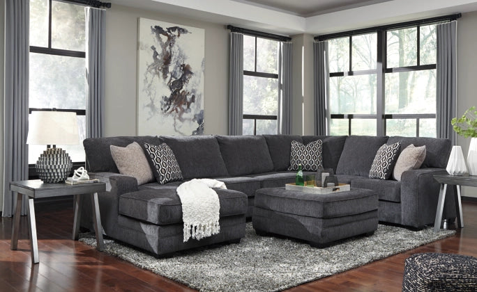 Tracling 3-Piece Sectional with Chaise