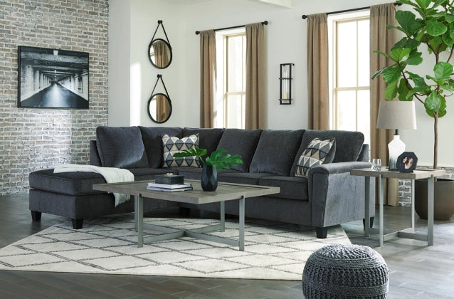 Abinger 2-Piece Sectional with Chaise in Smoke